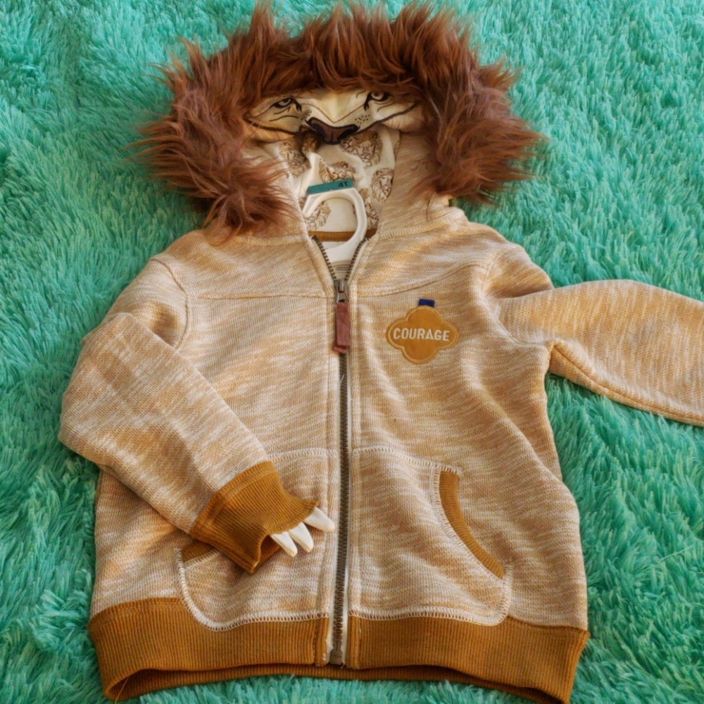 Oshkosh lion hoodie 4t
